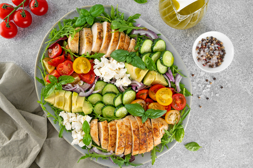Salad gà nướng