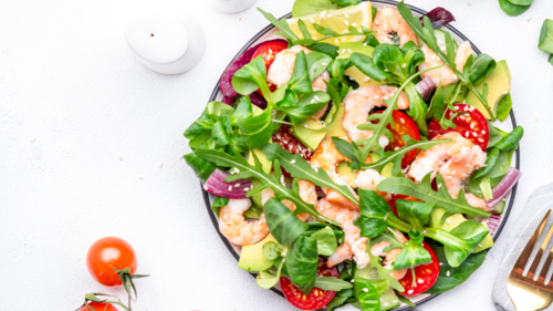 Salad tôm và bơ với nước sốt chanh
