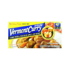 Viên cà ri vị táo và mật ong cay Vermont Curry Hot hiệu House Foods 230g