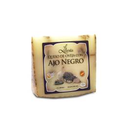 La Leyenda Sheep Cheese with Black Garlic (200g)
