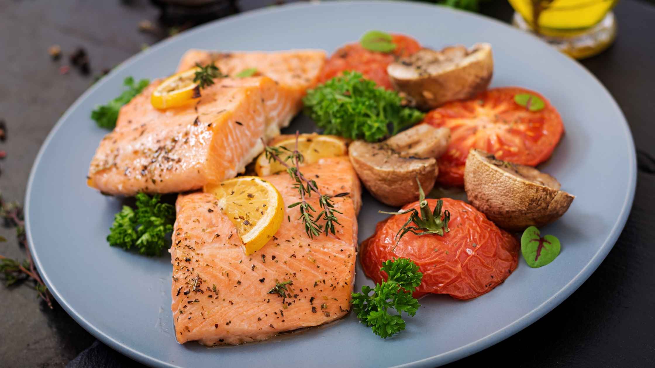delicious-dishes-with-salmon