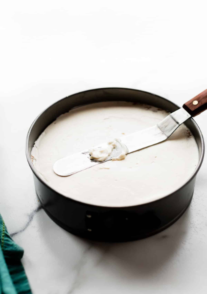 pour-the-mixture-onto-the-cold-base