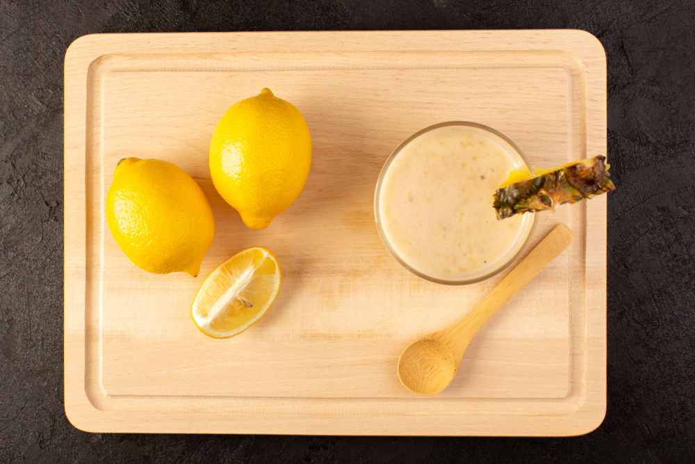 lemon-cheese-sauce-pairs-beautifully-with-grilled-salmon-steamed-vegetables-warm-salads-or-seafood-pasta