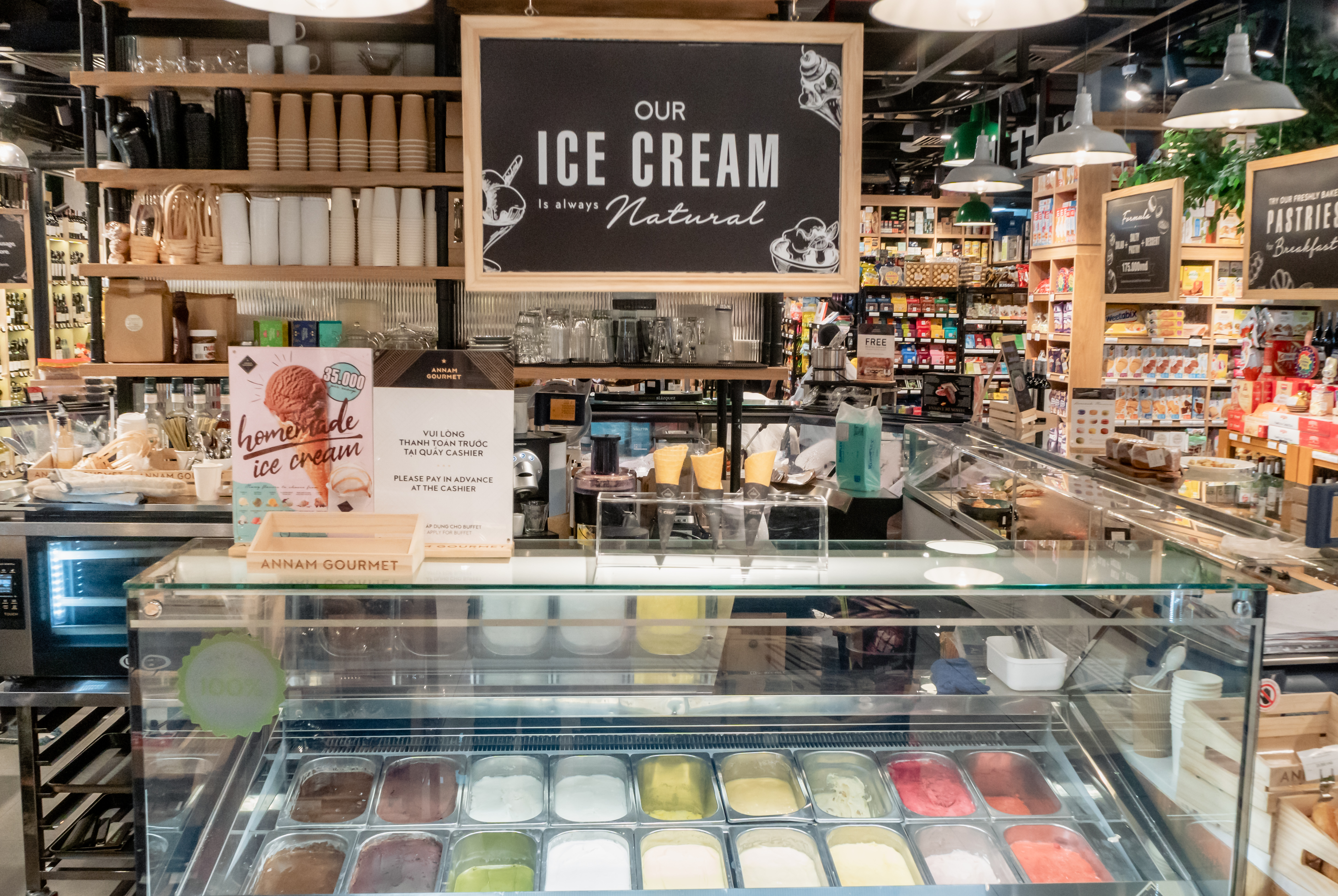 the-fresh-ice-cream-counter-at-annam-gourmet-stores