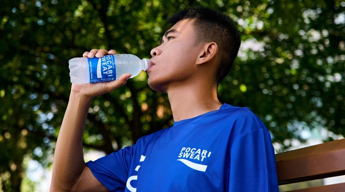 unlike-overly-sweet-or-strong-tasting-sport-drinks-pocari-sweat-is-mild-and-easy-to-drink